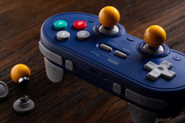 8BitDo Pro 3 Bluetooth Controller Gets Huge Discount At Amazon 